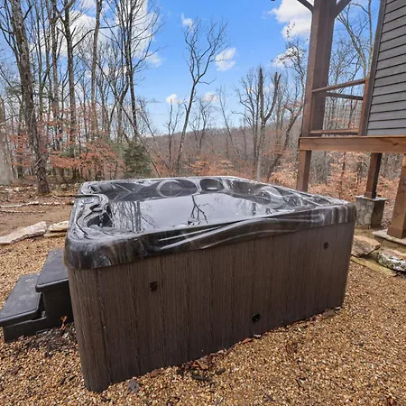 The Grateful Bear Villa